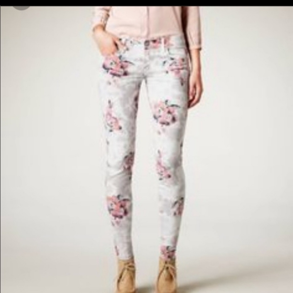 AMERICAN EAGLE OUTFITTERS FLORAL JEGGINGS, size  4